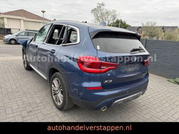 BMW X3 xDrive 30 i Luxury Line Harman 185KW