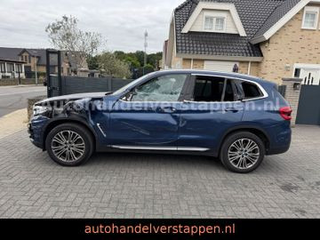 BMW X3 xDrive 30 i Luxury Line Harman 185KW