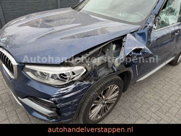 BMW X3 xDrive 30 i Luxury Line Harman 185KW