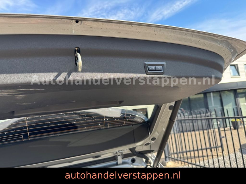 BMW iX1 30 xDrive 230KW M Sport Pano