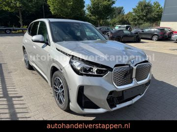 BMW iX1 30 xDrive 230KW M Sport Pano