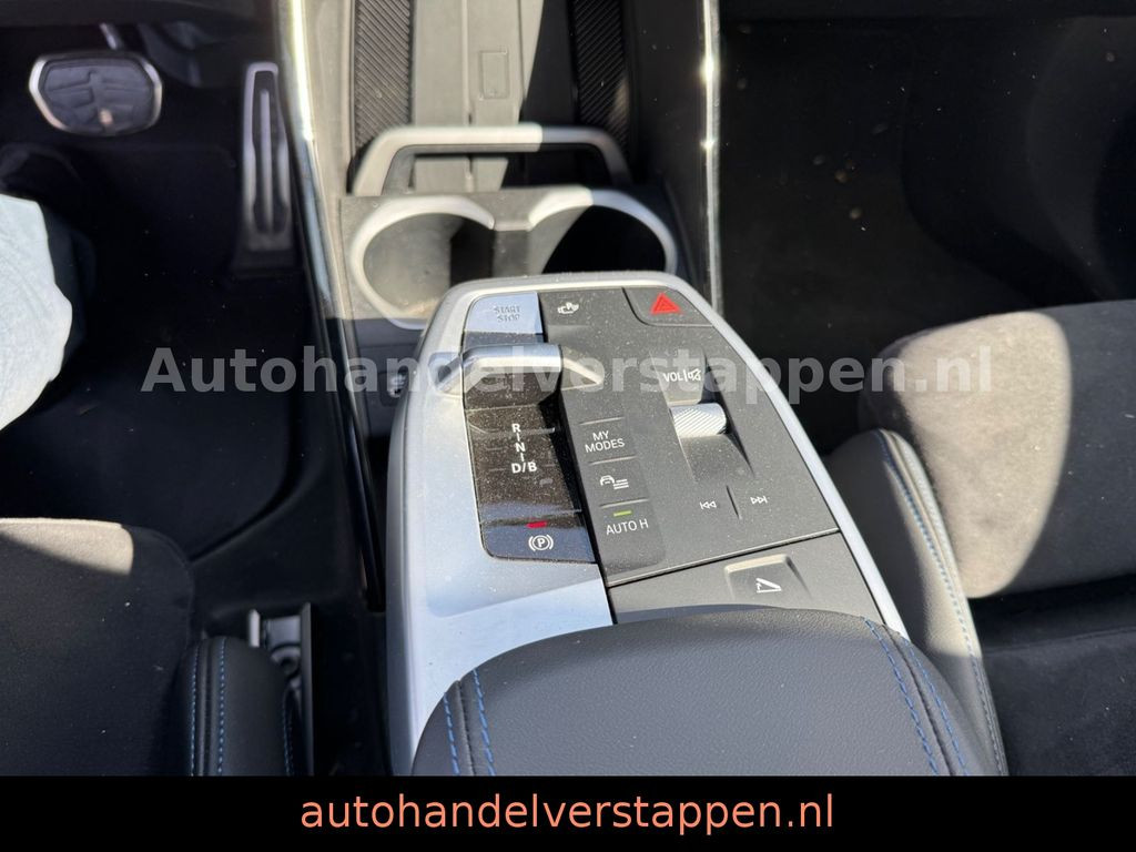 BMW iX1 30 xDrive 230KW M Sport Pano