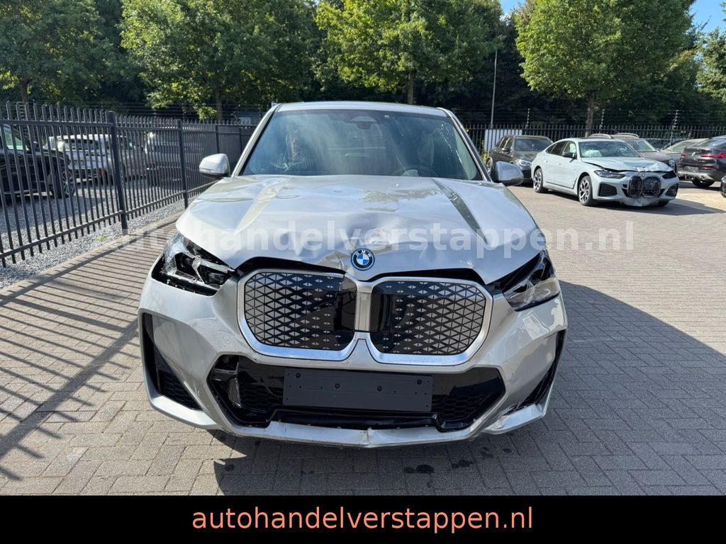 BMW iX1 30 xDrive 230KW M Sport Pano